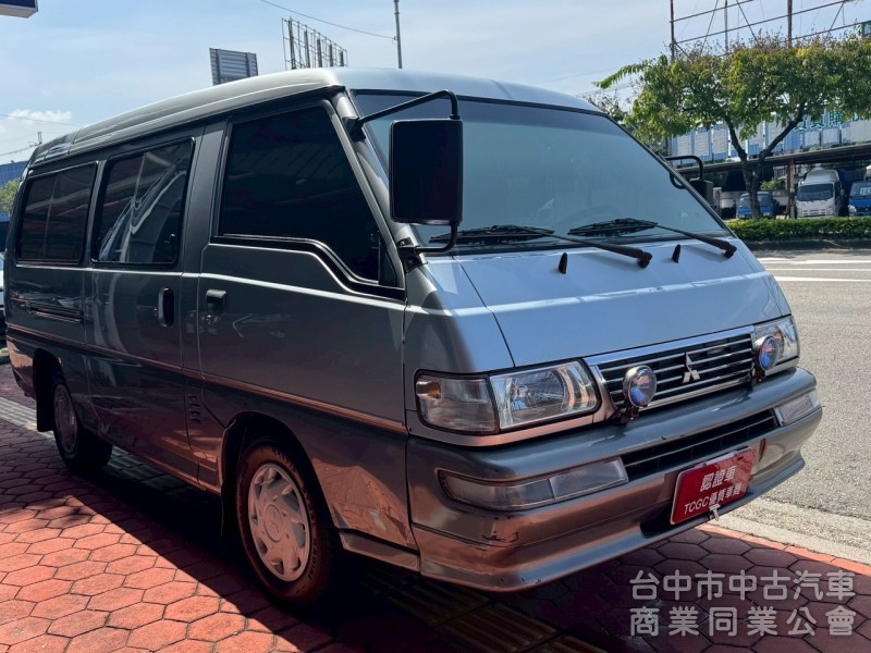 2012 得利卡箱型車