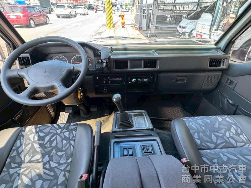 2012 得利卡箱型車