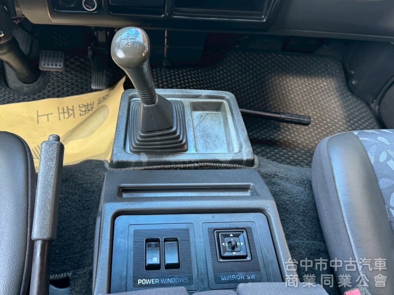 2012 得利卡箱型車