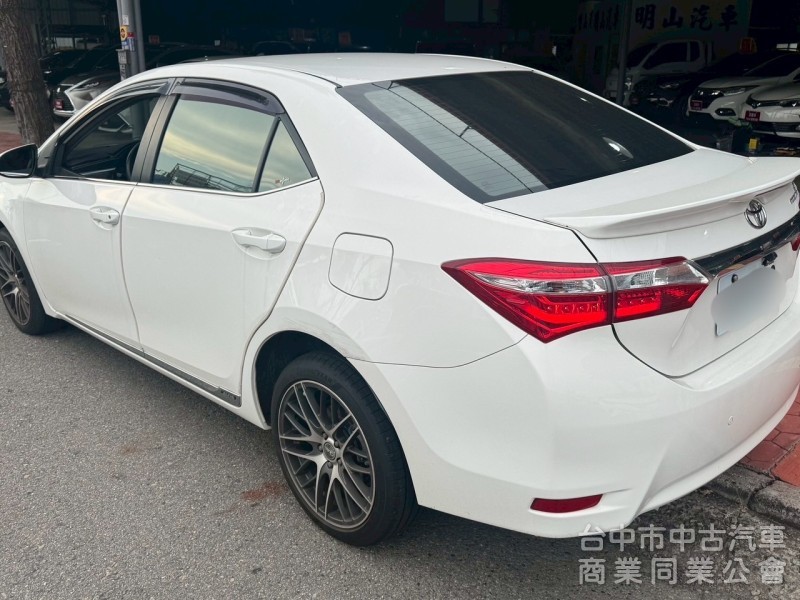 2014 Altis 1.8 跑八萬多公里