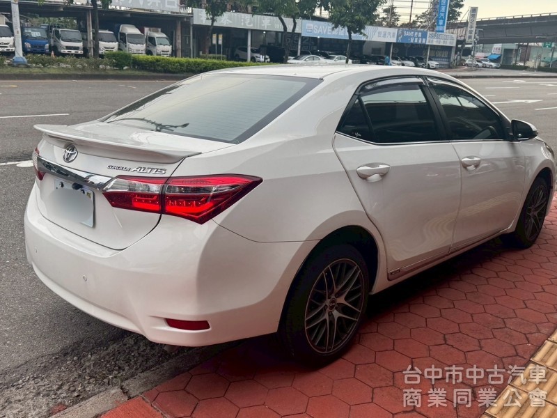 2014 Altis 1.8 跑八萬多公里