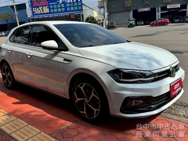 2018 Polo R-Line