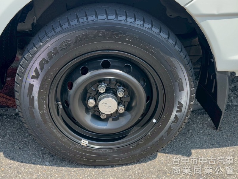 2020 小霸王 自排 免尿素 跑五萬