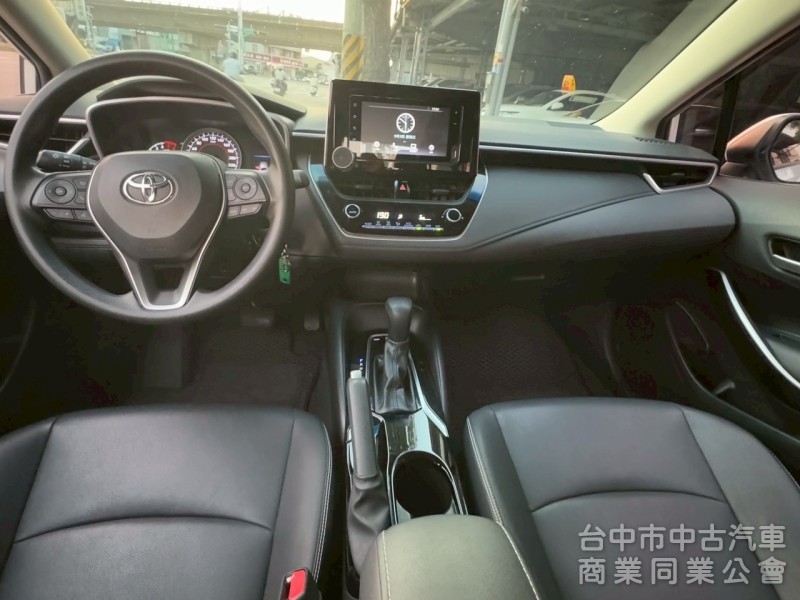 2021 Altis 豪華 跑四萬
