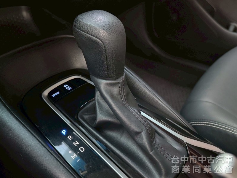 2021 Altis 豪華 跑四萬