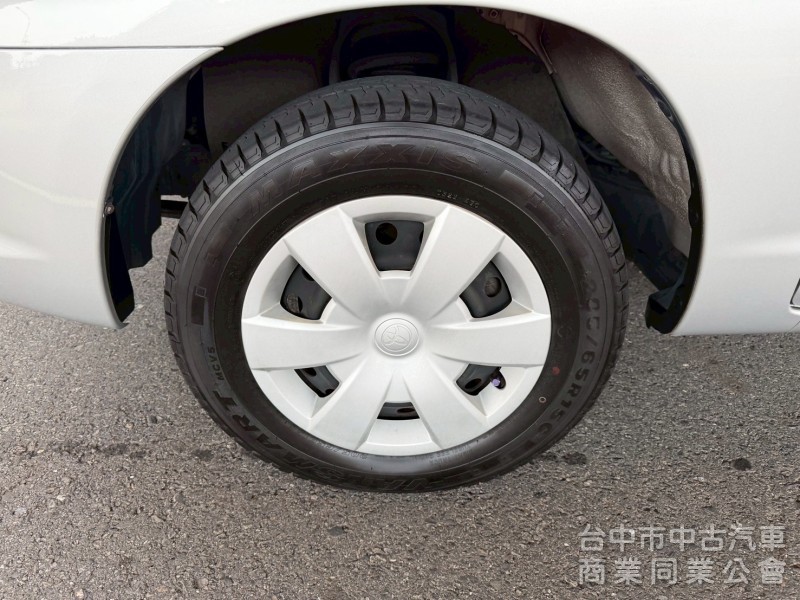 2012 Innova 2.0E 跑八萬多公里
