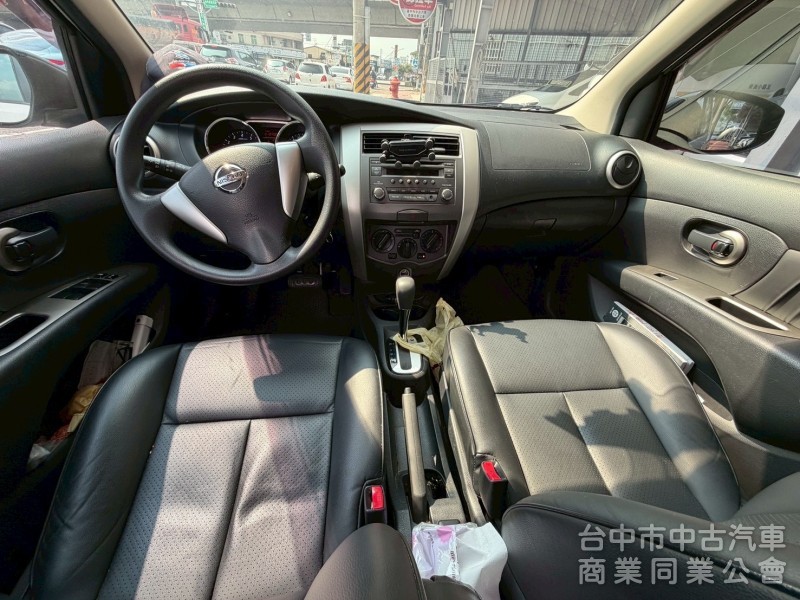 2018 Livina 1.6 行家皮椅版