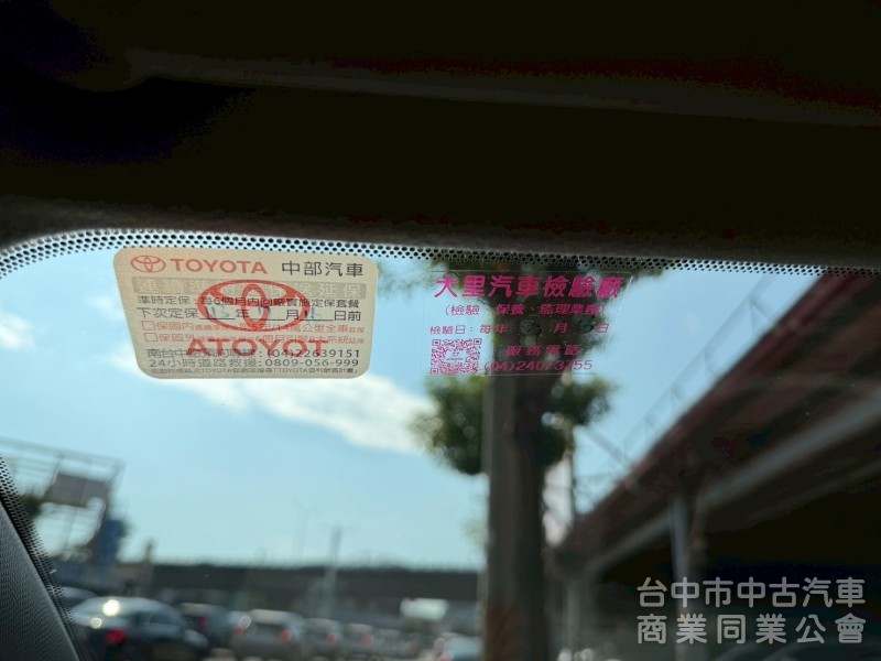 2012 Yaris 1.5 里程三萬多公里