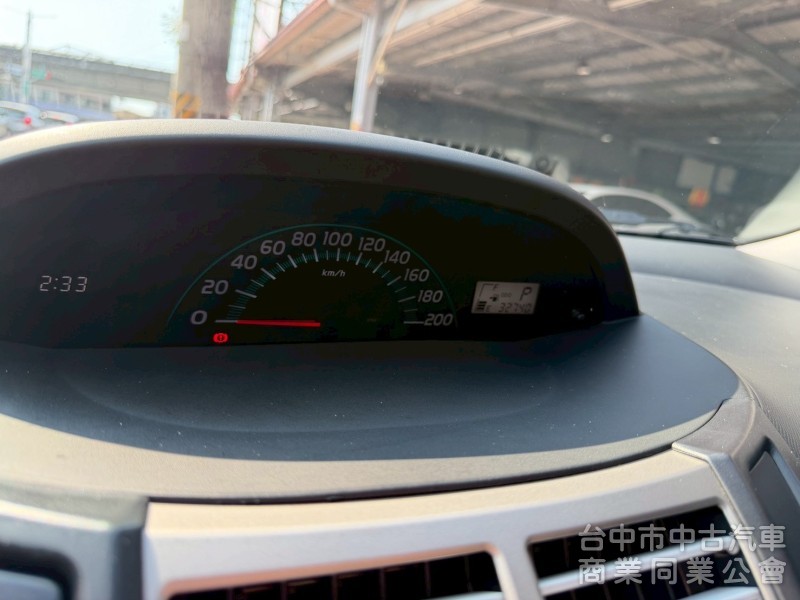 2012 Yaris 1.5 里程三萬多公里
