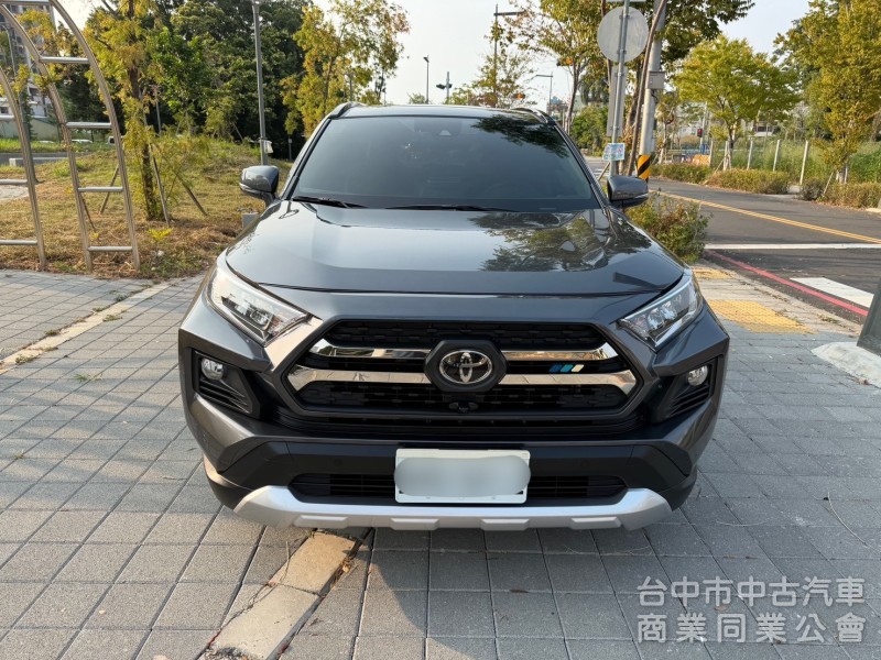 2020 Rav4 4WD跑六萬