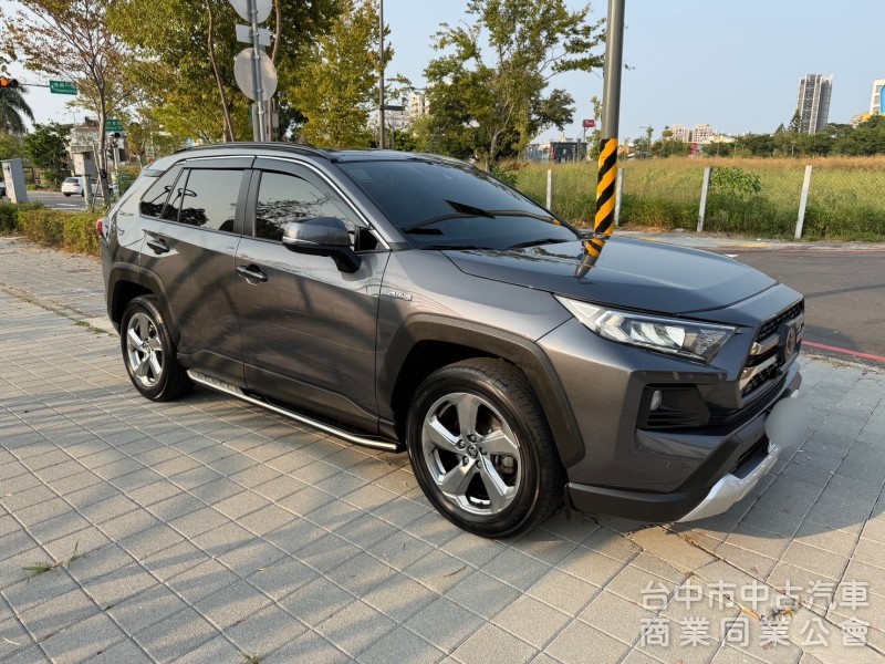 2020 Rav4 4WD跑六萬