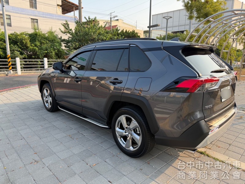 2020 Rav4 4WD跑六萬