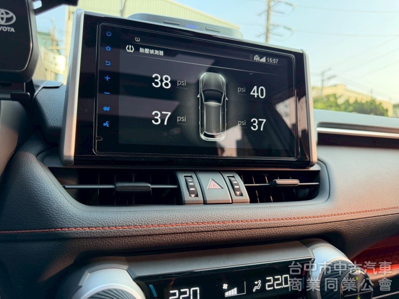 2020 Rav4 4WD跑六萬