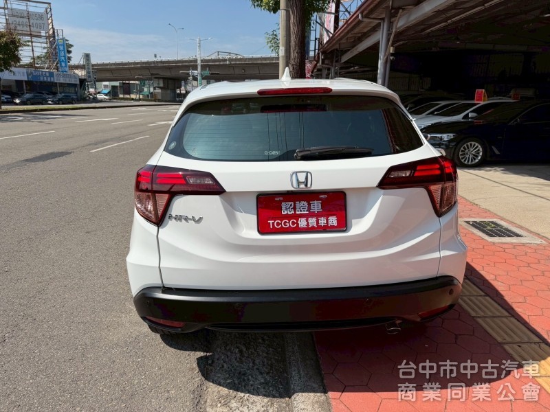 2018 HRV 1.8S 跑八萬多公里