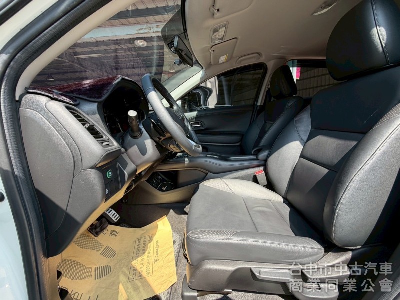 2018 HRV 1.8S 跑八萬多公里