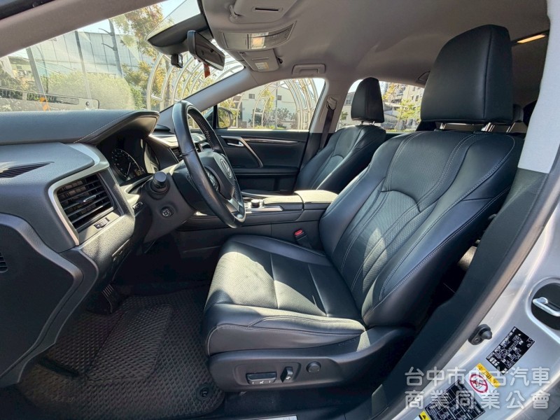 2016 RX200t 跑八萬多