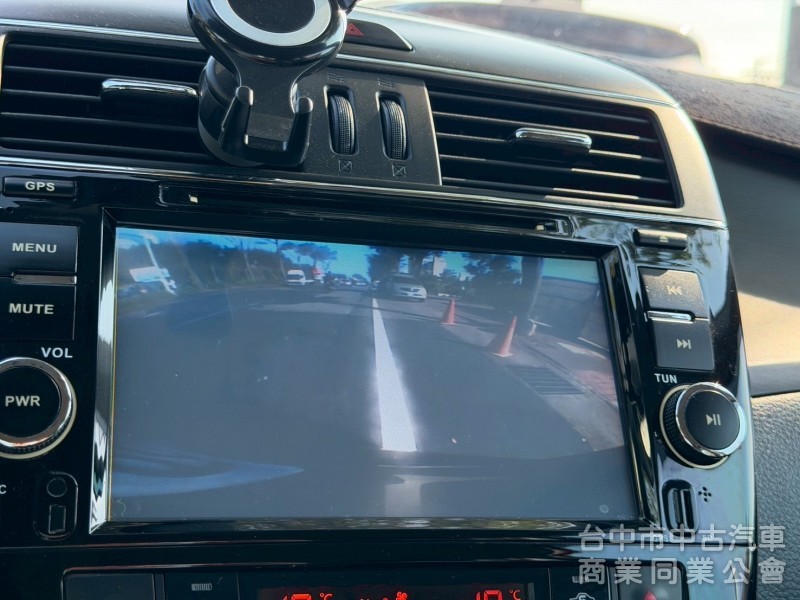 2015 Tiida 跑十三萬多公里