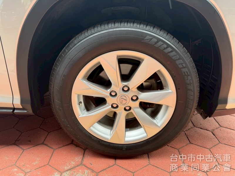 2016 RX200t 跑八萬多公里