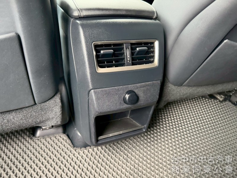 2016 RX200t 跑八萬多公里