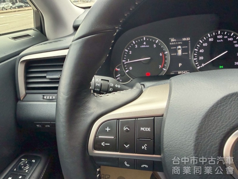 2016 RX200t 跑八萬多公里