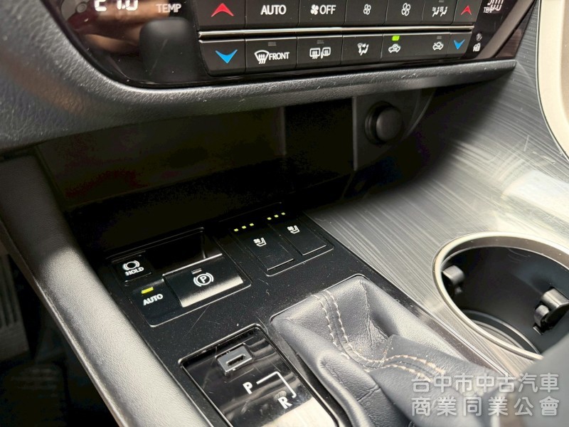 2016 RX200t 跑八萬多公里