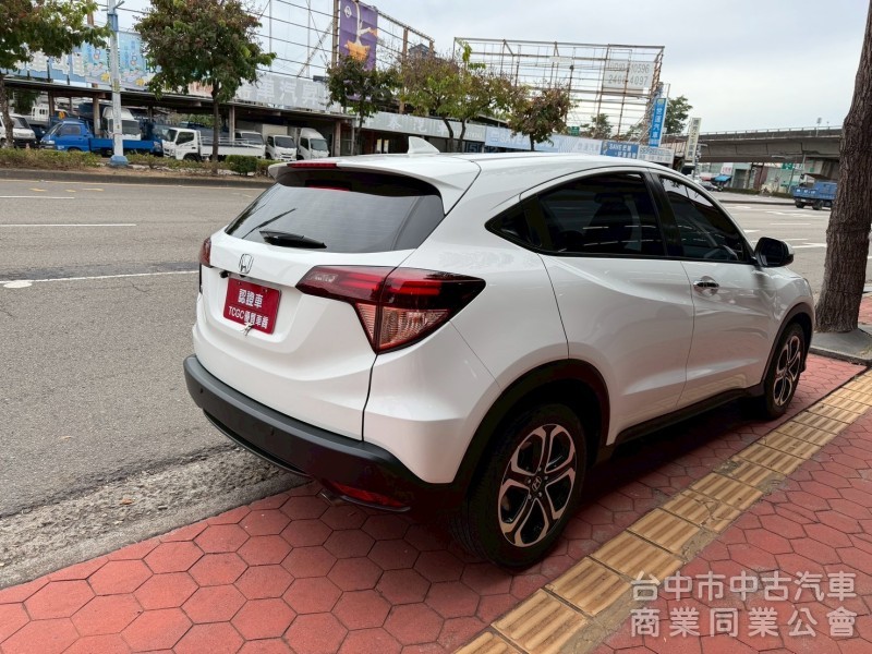 2018 HRV 1.8S 跑9萬多公里