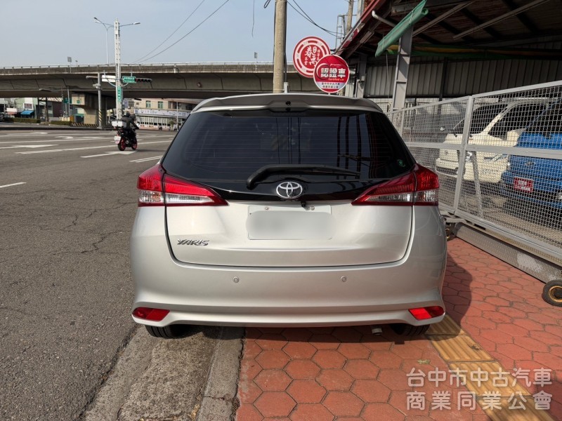 2019 Yaris 雅緻版 跑六萬多公里