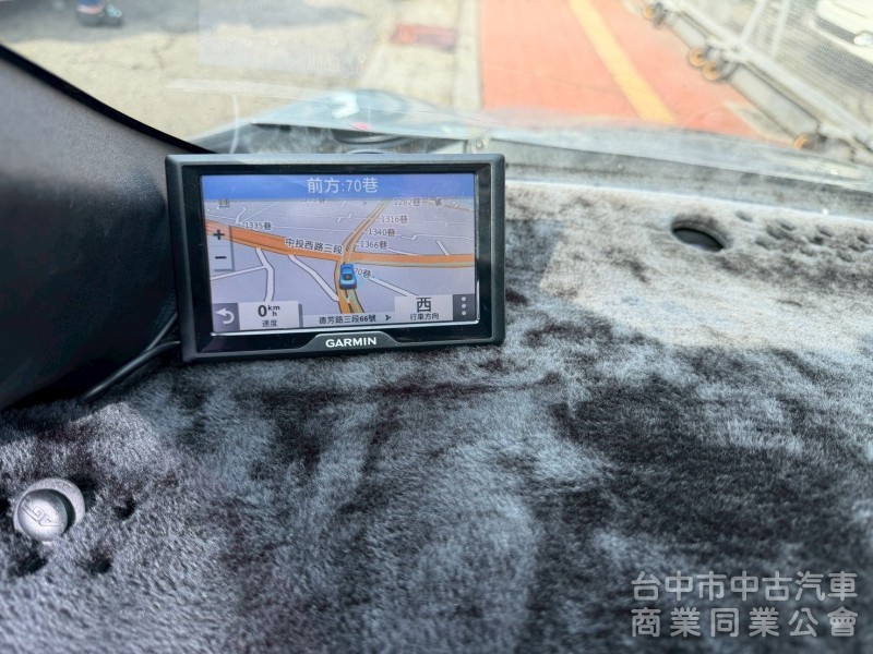 2019 Yaris 雅緻版 跑六萬多公里