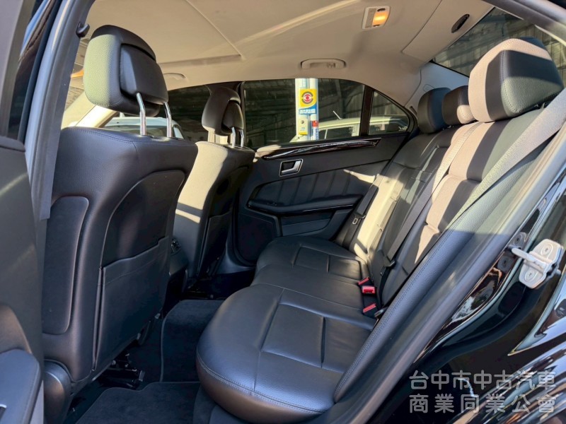 2012 E200總代理跑八萬多公里