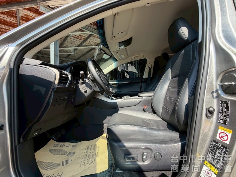 2016 NX200t豪華版 跑十一萬公里