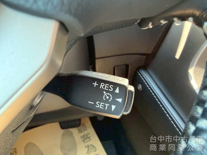 2016 NX200t豪華版 跑十一萬公里