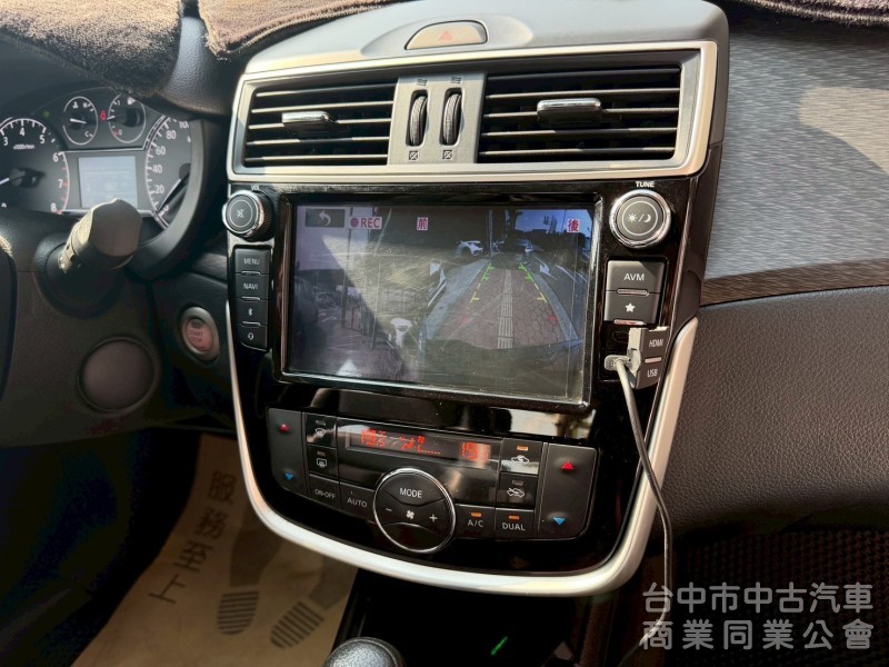 2017 iTiida 1.6旗艦 跑四萬多