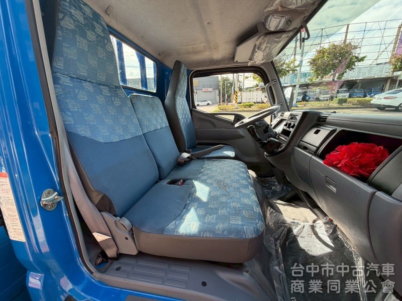 2012堅達十四呎半 跑十二萬多公里