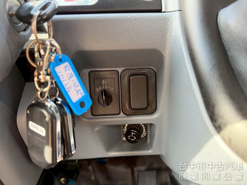 2012堅達十四呎半 跑十二萬多公里