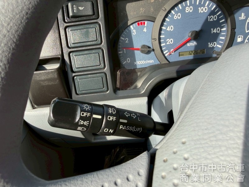 2012堅達十四呎半 跑十二萬多公里