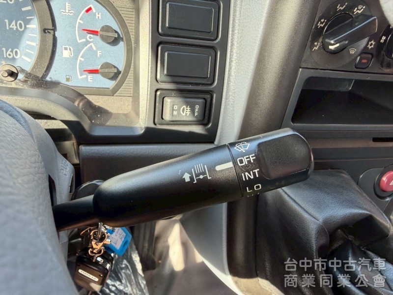 2012堅達十四呎半 跑十二萬多公里