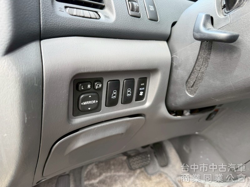 2005 Previa 2.4雙天窗 雙電滑門 僅跑八萬多公里
