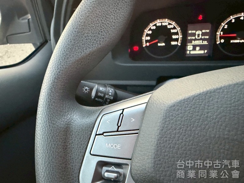 2023 得利卡廂型車 跑三萬多公里