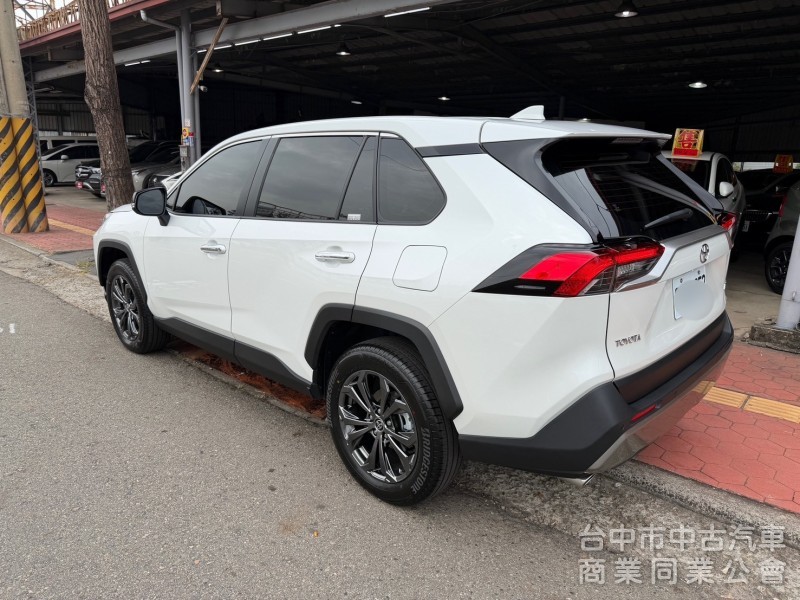 2025 Rav4 2.0旗艦 新領牌車