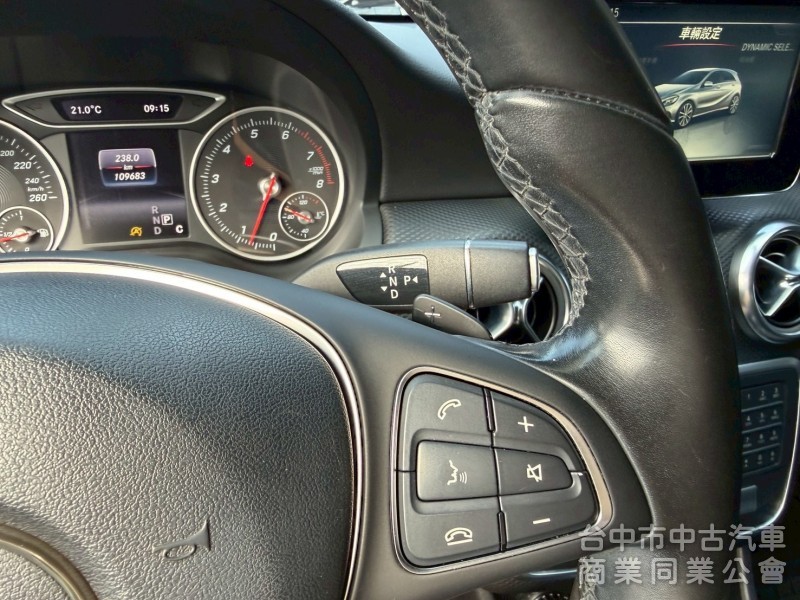 2015 A180 跑十萬多公里 原鈑件