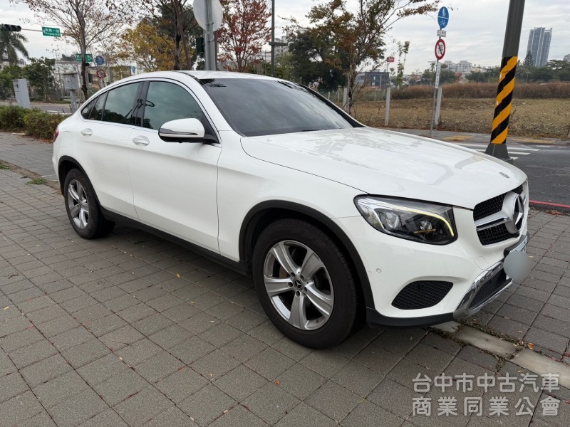 2017 GLC250 Coupe 跑六萬多公里
