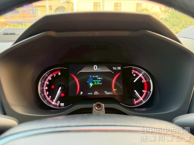 2019 Rav4 2.0旗艦跑三萬多