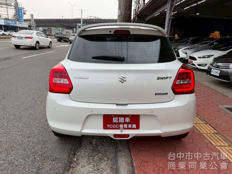 2022 Swift 1.2油電 跑五千多公里