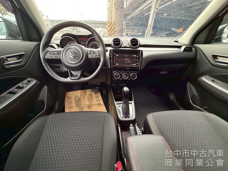 2022 Swift 1.2油電 跑五千多公里