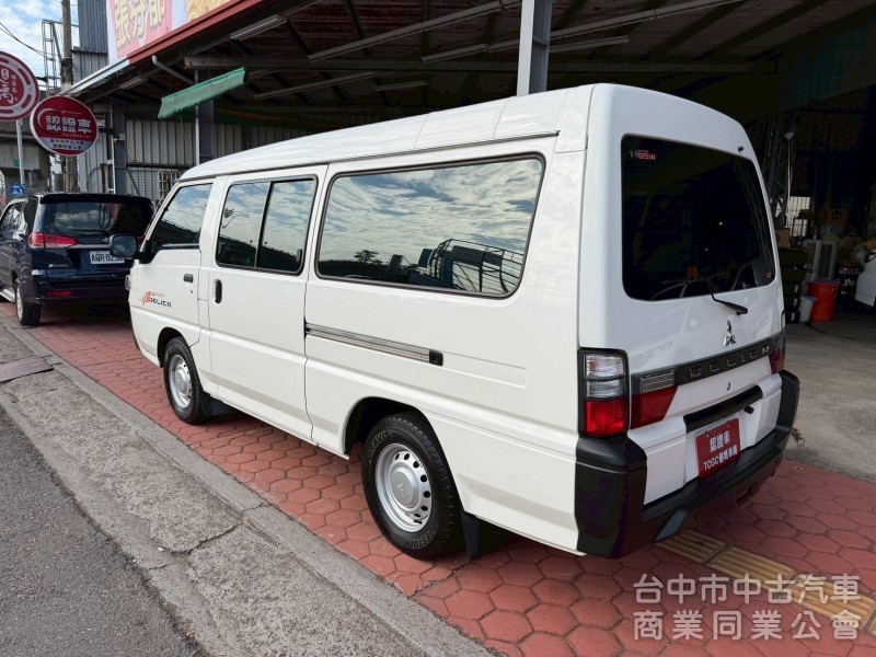 2023 得利卡廂型車 8人座自排