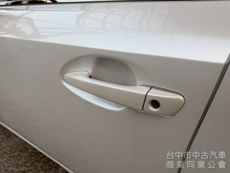 2017領 IS200t小改跑八萬多公里