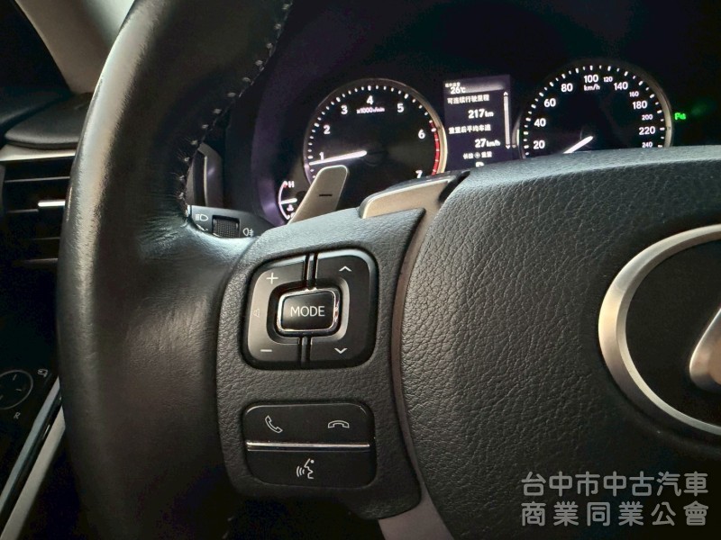 2017領 IS200t小改跑八萬多公里
