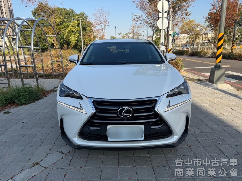 2015 NX200t旗艦跑八萬多公里