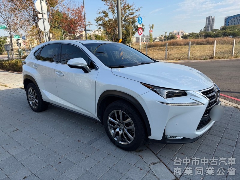 2015 NX200t旗艦跑八萬多公里