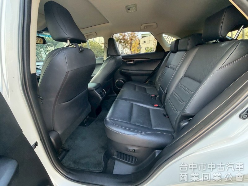 2015 NX200t旗艦跑八萬多公里